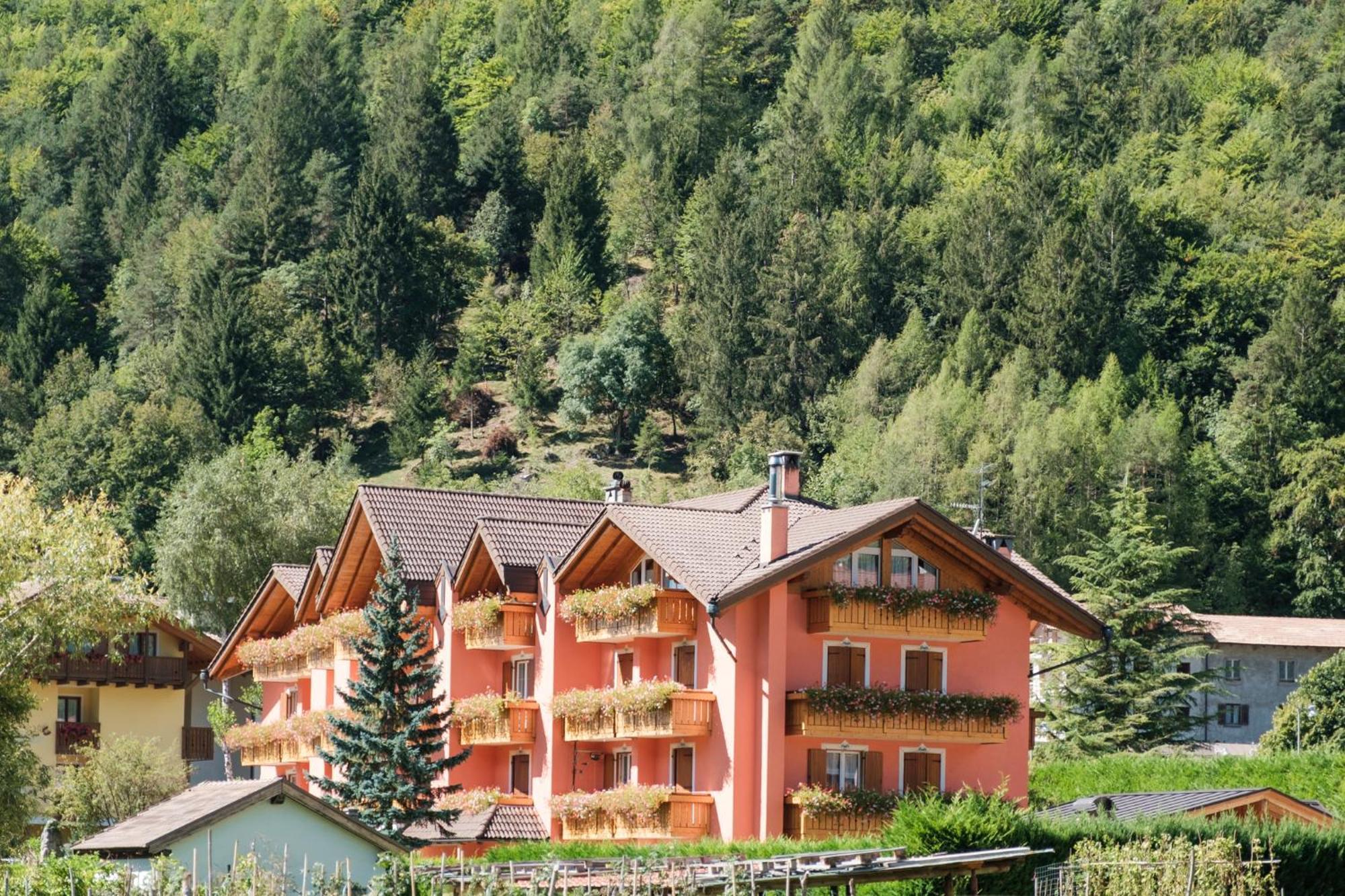 Residence Al Caminetto Molveno Zewnętrze zdjęcie