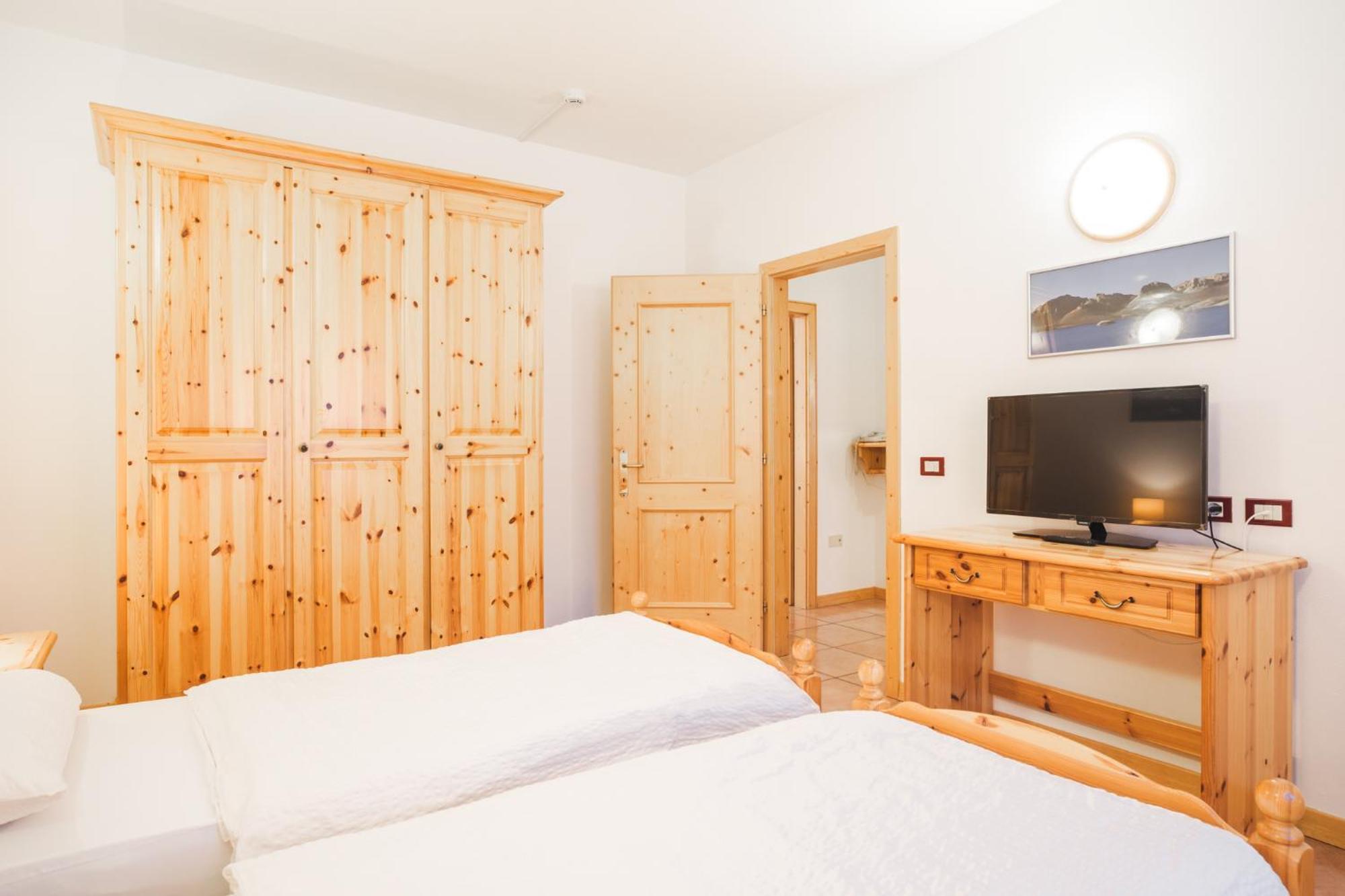 Residence Al Caminetto Molveno Zewnętrze zdjęcie
