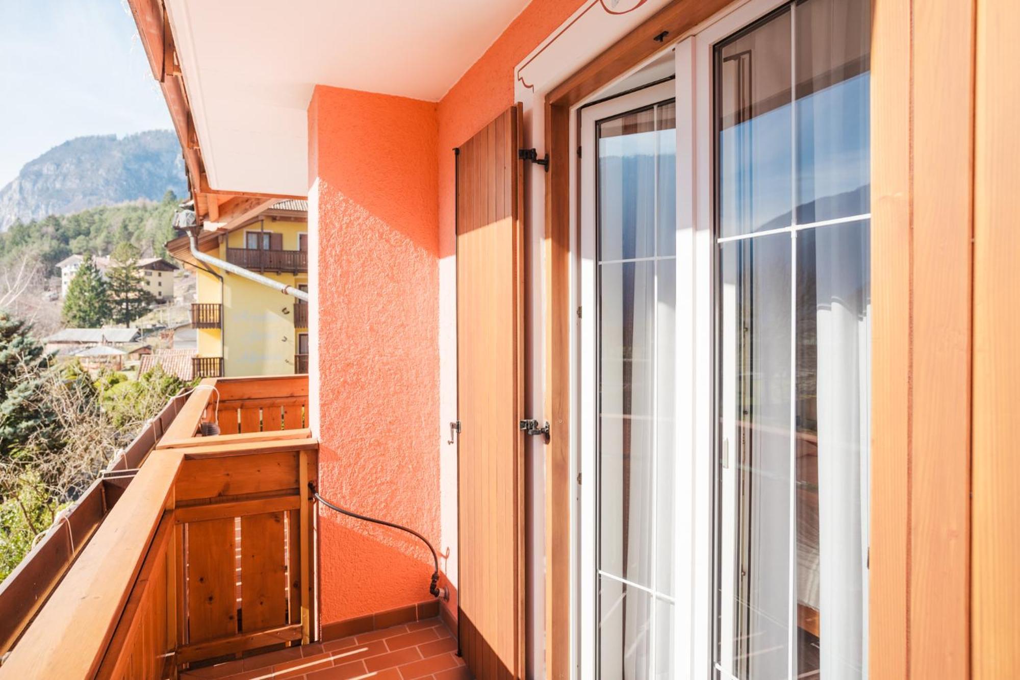 Residence Al Caminetto Molveno Zewnętrze zdjęcie